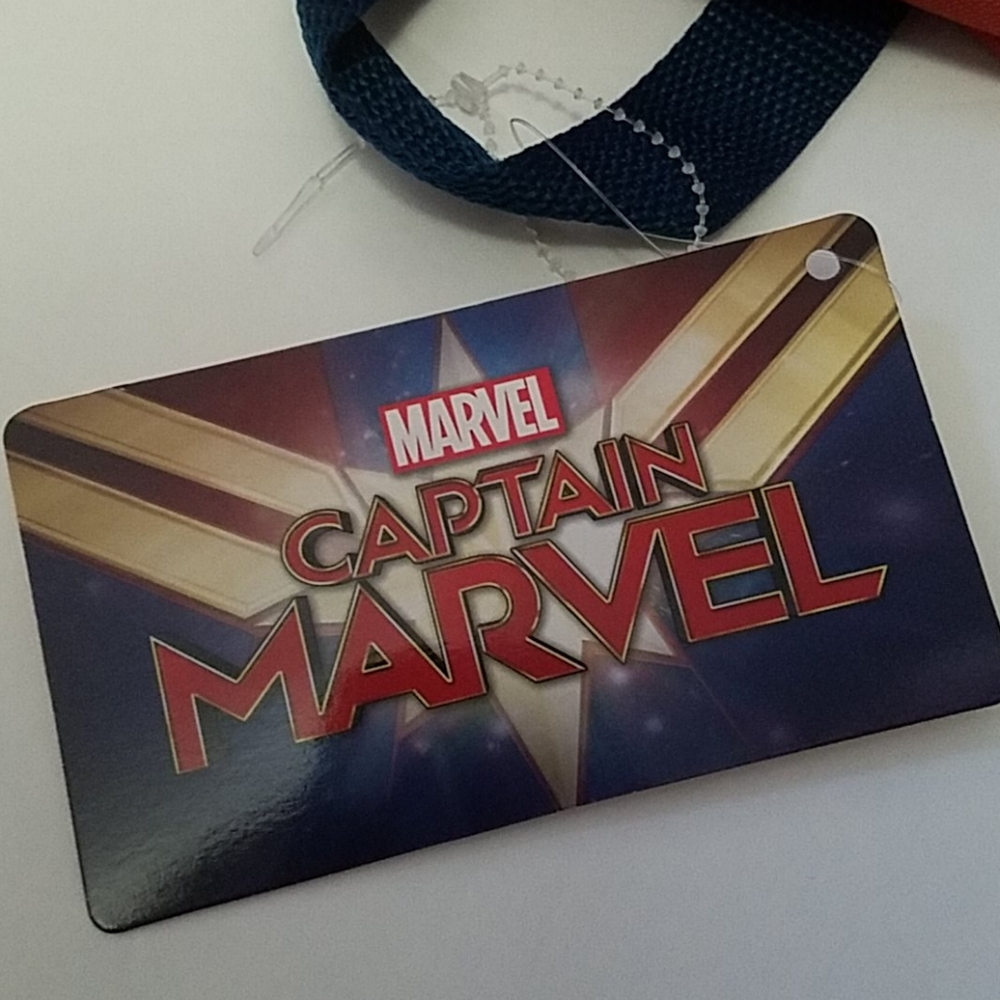 Captain Marvel Backpack - Picture 13 of 16
